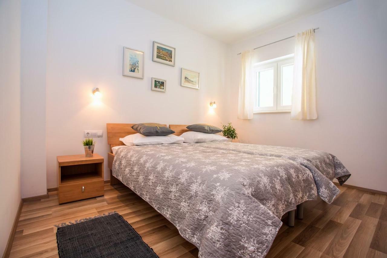 Villa Maslina, With Private 32M2Pool, Panoramic Views On 100Km Coastline, 12 Pax Lokva Rogoznica Eksteriør billede